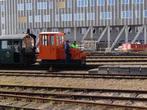 dk-dsb-tractor57-odense-130314-full.jpg