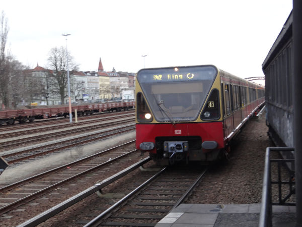 de-db-br480-neukoelln-030316-full.jpg