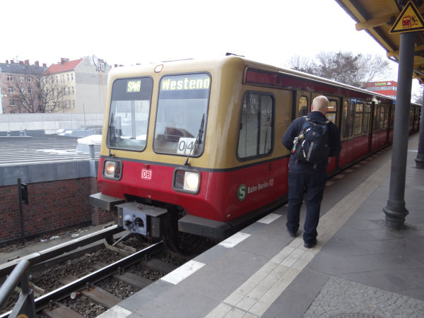 de-db-br485-neukoelln-030316-full.jpg