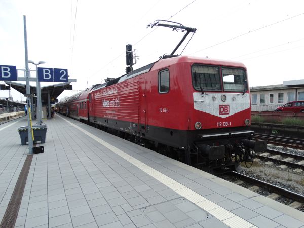 de-db-br112-wuerzburg-1007-pic2-full.jpg