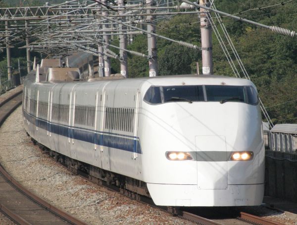 jp-JRW_Shinkansen_Series_300_F6.jpg